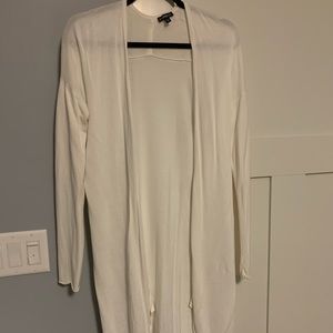 Express Duster in Creamy White- Sz Medium